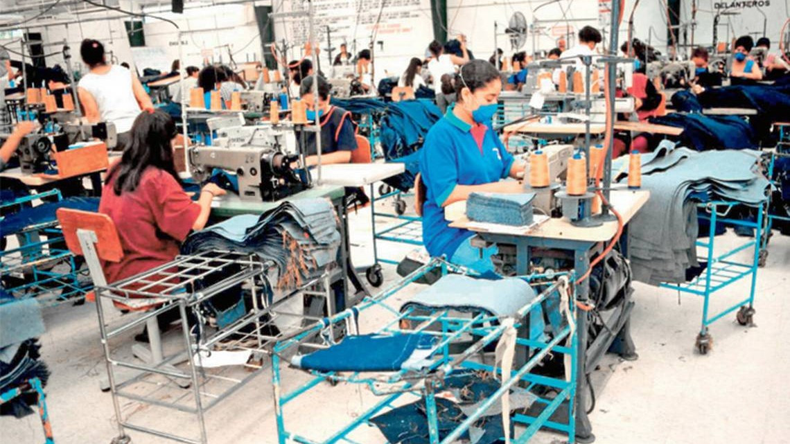 Sector obrero recupera empleos perdidos y suma mil 500 nuevos este 2021