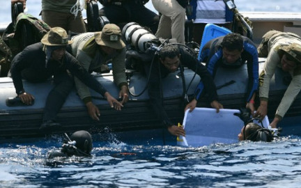 Buzo pierde la vida al intentar rescatar restos humanos del vuelo Lion Air