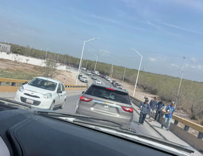 Exigen comerciantes agilizar revisión en retenes de puentes internacionales