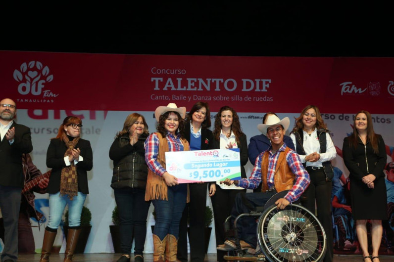 Premian a ganadores estatales de talento DIF 2018