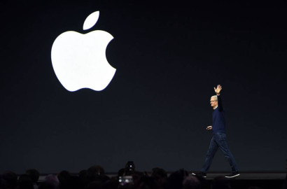 Apple se convierte en la primera empresa estadounidense en valer más de 2 billones de dólares en Wall Street