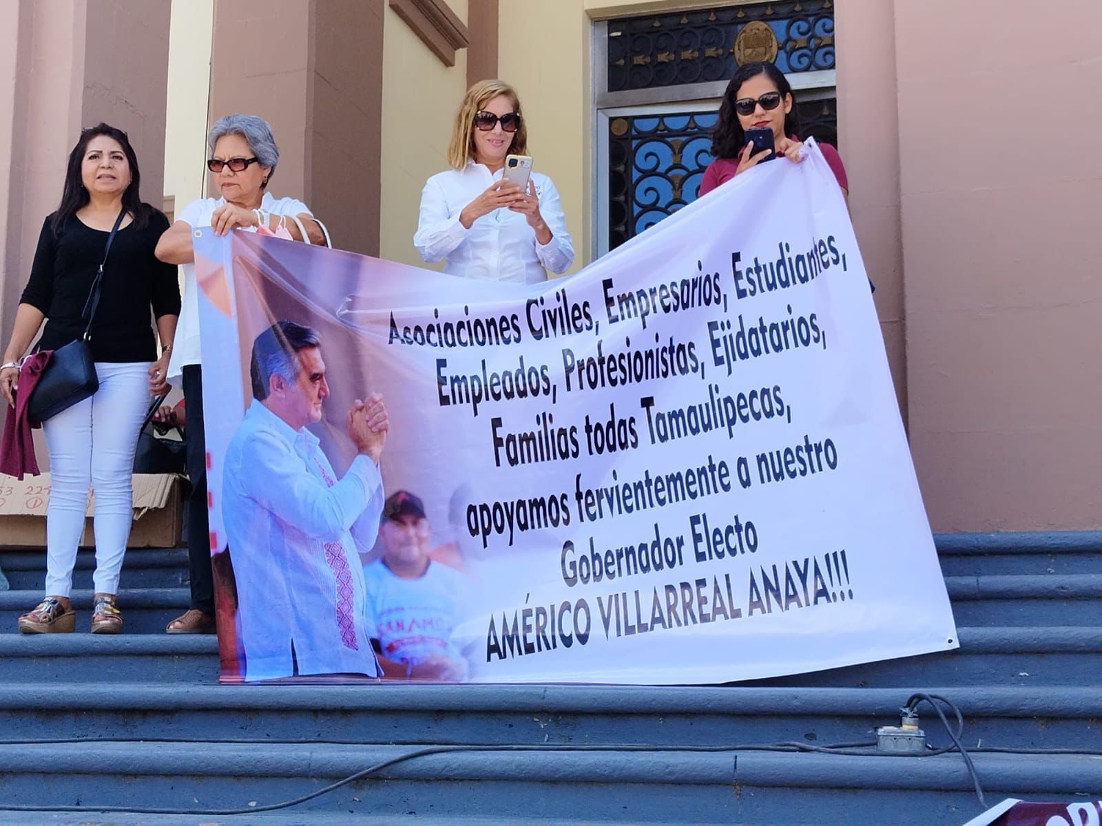 Recolectan firmas en apoyo a Américo Villarreal