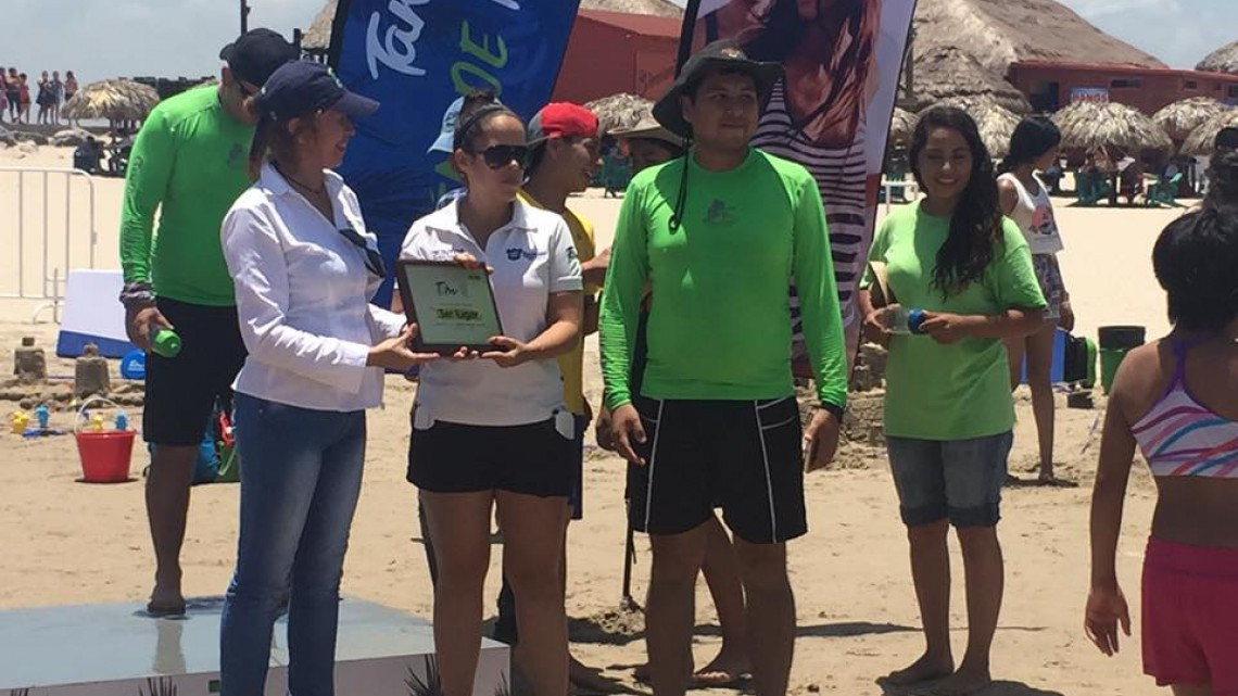 Llevan a cabo Concurso de Castillos de Arena en Playa Miramar