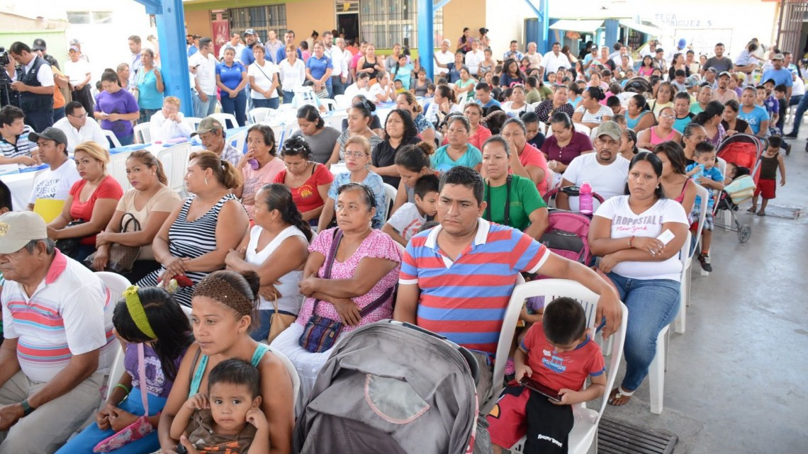 Agradecen en San Valentín obras de Maki Ortiz