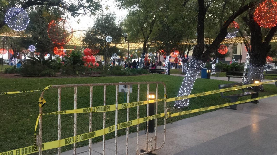 Restringen el acceso a la Plaza Juárez por aglomeración de personas 