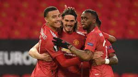Manchester United termina la travesía del Granada en Europa