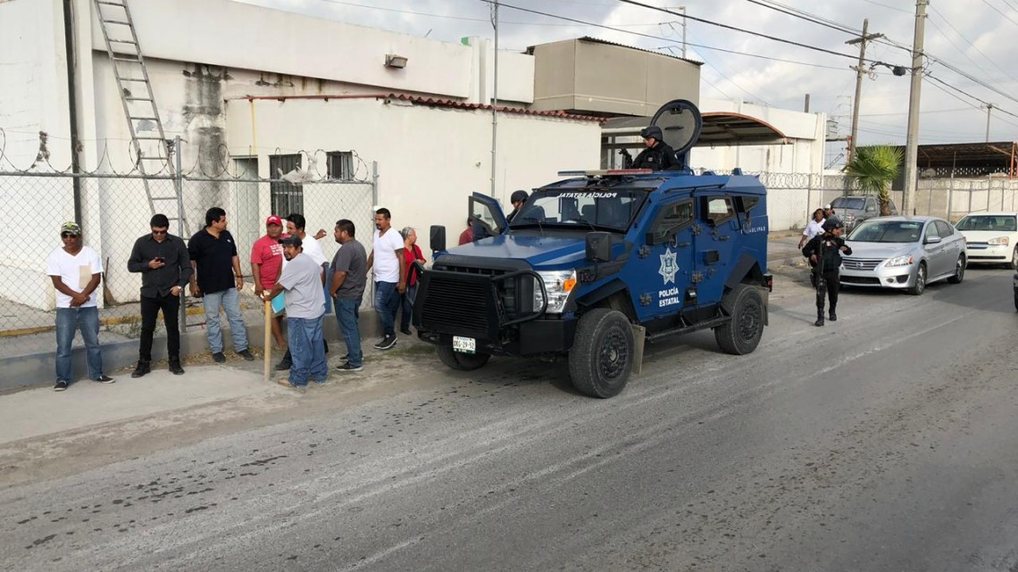 Bloquearán nuevamente taxistas los puentes internacionales
