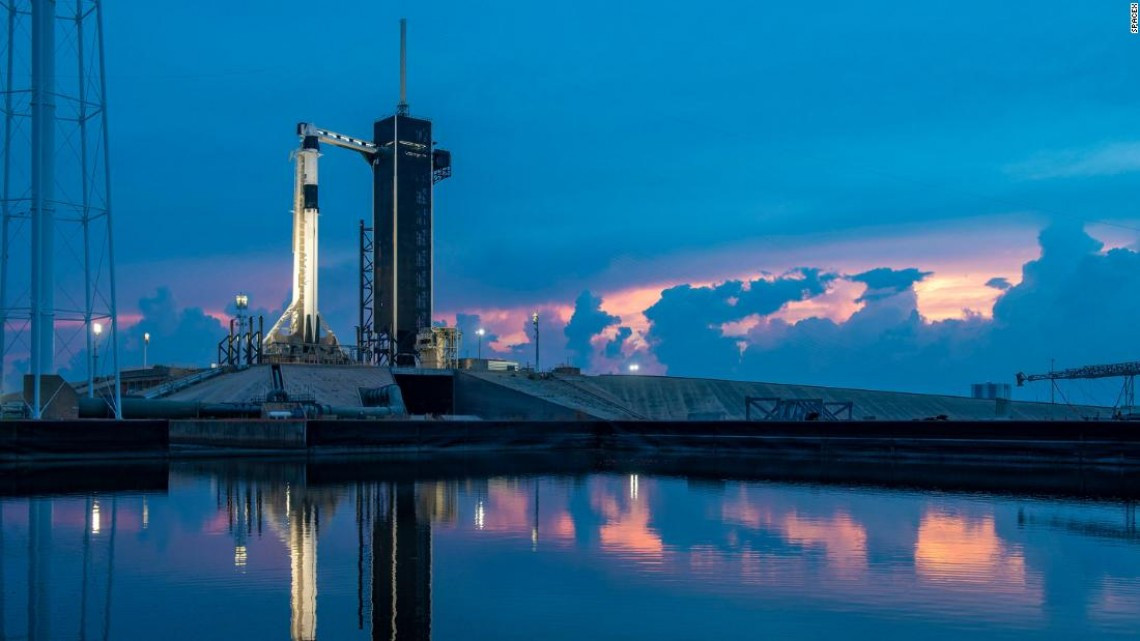 Posponen lanzamiento del Space X, desde Florida por mal tiempo