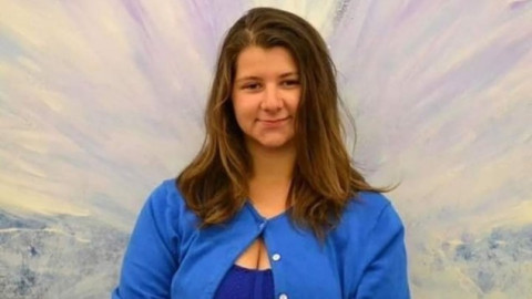 Mata a su amiga por dinero