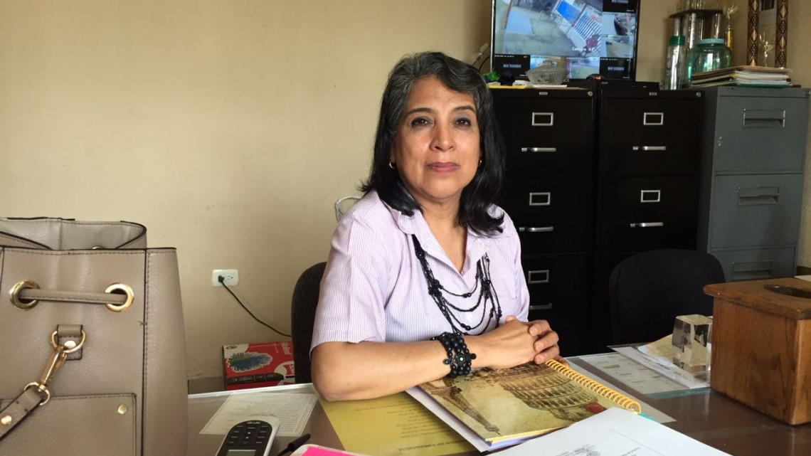 Maestra jubilada agrede físicamente a cuatro alumnos 