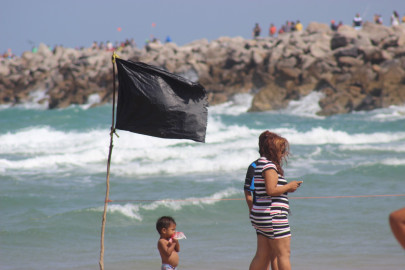Cierran Playa Miramar, se esperan tormentas muy fuertes