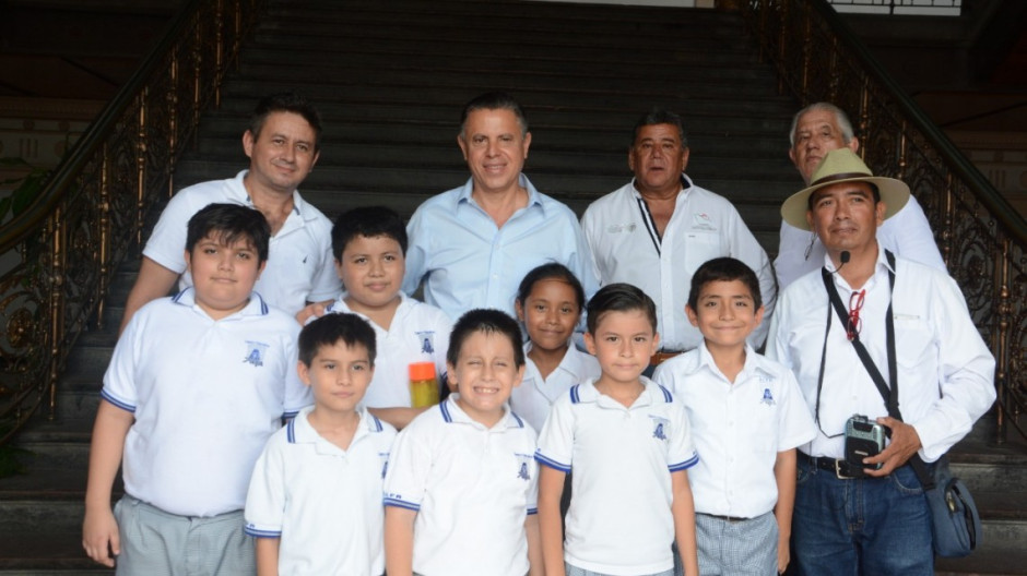 Visita Chucho Nader el Puerto de Tampico