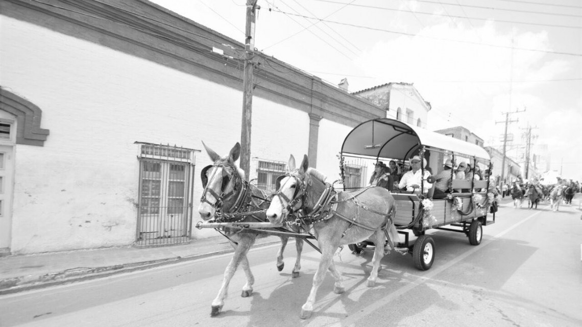 Llevan a cabo tradicional cabalgata por 268 años de la Fundación de Reynosa