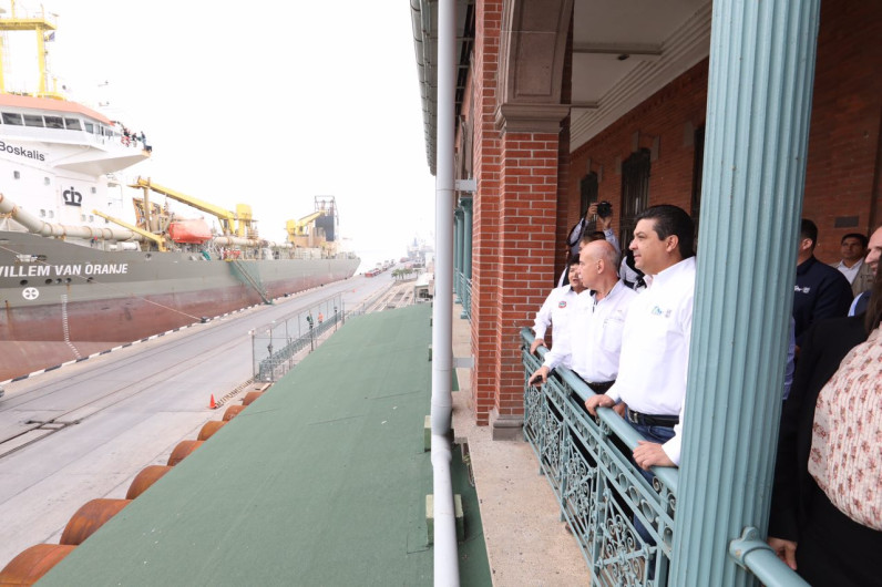 Presentan al Gobernador Plan de Crecimiento del Puerto de Tampico