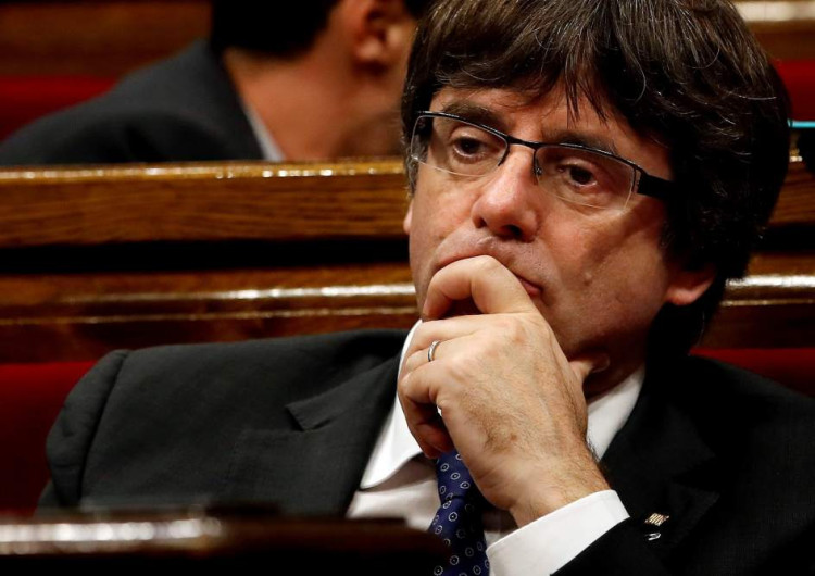 Giran orden de aprensión internacional a Charles Puigdemont y 4 ex consejeros más