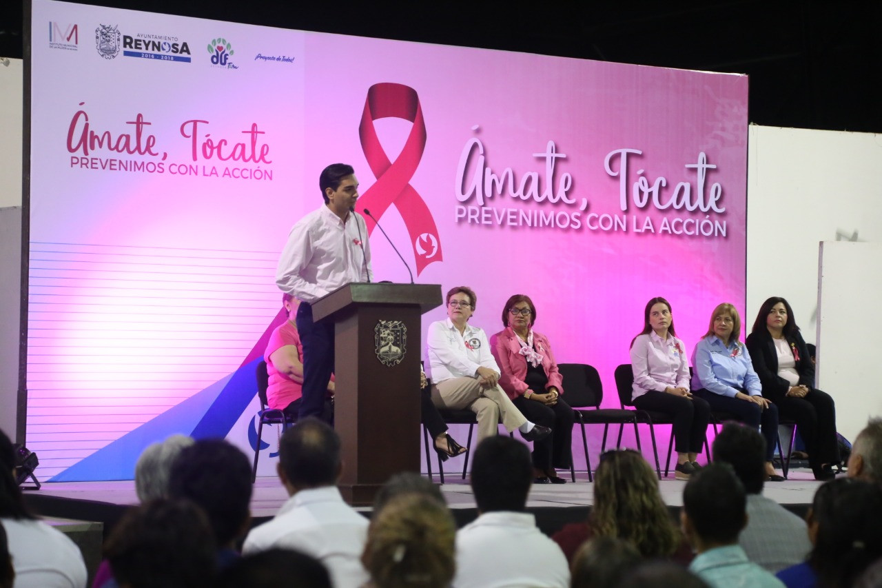 Previenen lucha contra el cáncer de mama