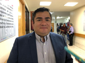 Busca municipio dar certeza jurídica a templos y escuelas