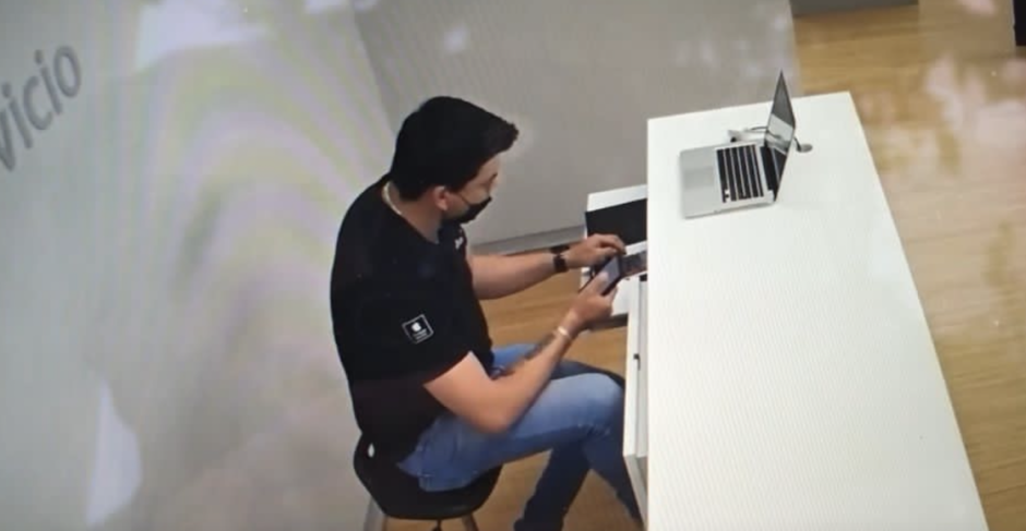 Llevó su teléfono a reparar y le robaron 5 mil pesos de su banca movil