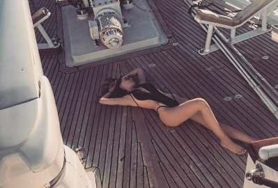 Belinda posa en traje de baño e 'incendia' las redes