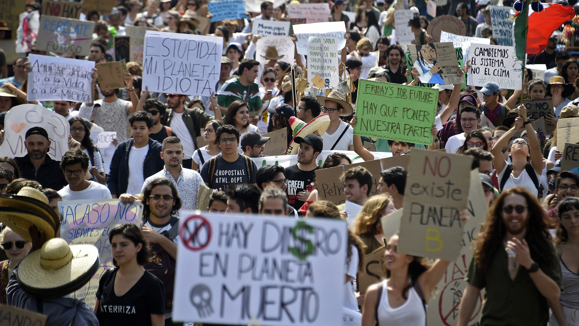  Ola de protestas en varios países del mundo en contra del cambio climatico