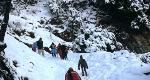 Al menos 71 muertos por avalanchas en Cachemira paquistaní