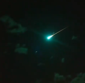 Meteoro sorprende cielo australiano
