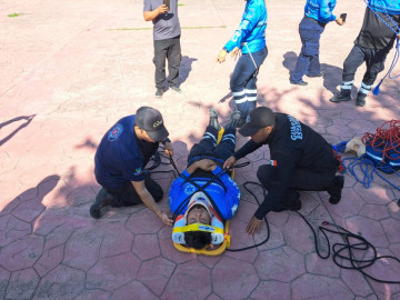 Recibe Guardia Estatal de Güémez capacitación en Levantamiento de Pacientes y Control y Descenso Nacional de Emergencias