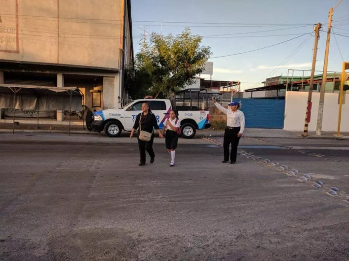 Llama Tránsito y Vialidad a padres de familia a respetar Reglamento