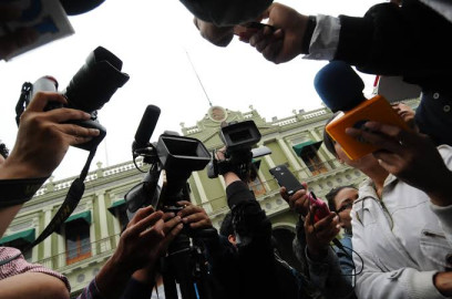 Google lanza fondo de ayuda económica para periodistas por COVID-19