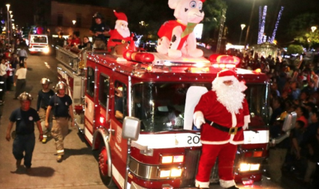 Invitan Mario  y Marsella a encendido  de árbol y desfile “Amor a la Navidad”