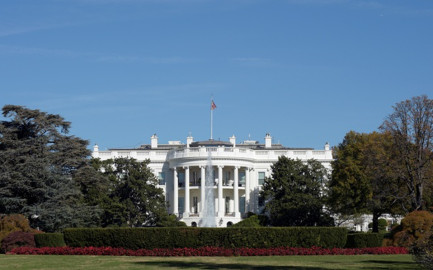 Hombre detenido cerca de la Casa Blanca amenazaba con matar personas 