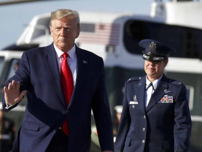 Socios del abogado de Trump comparecerán por financiamiento ilegal