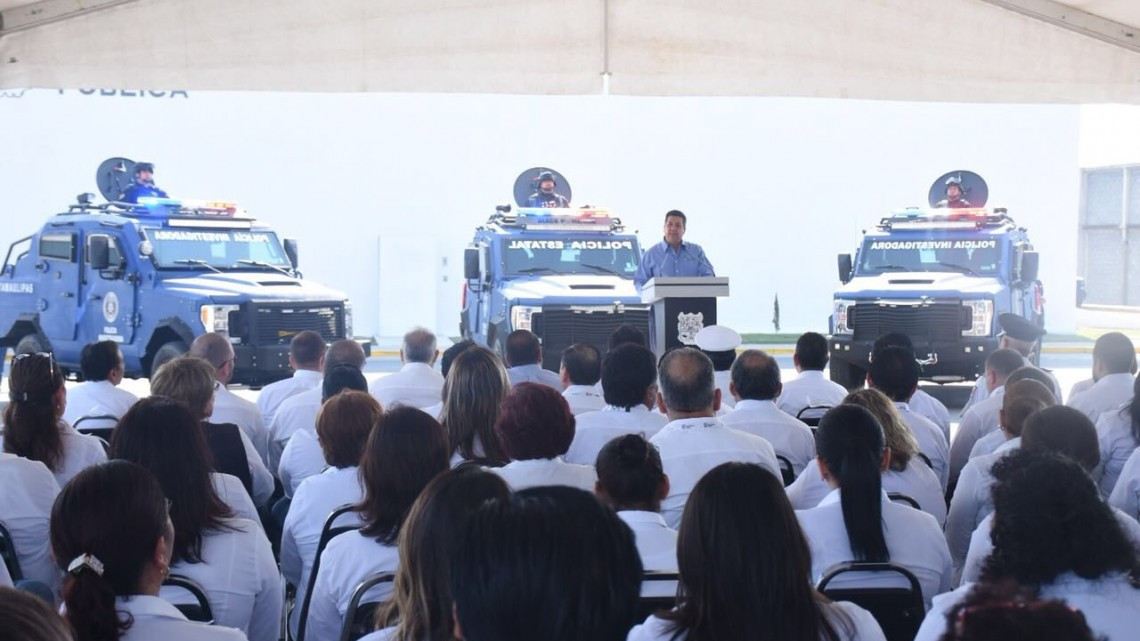 Entrega gobernador Unidades Tácticas Mamba y Patrullas para Policía