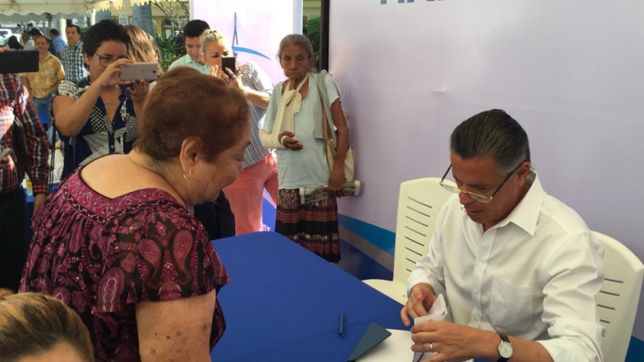 Encabeza Chucho Nader el Primer Martes Ciudadano de la Administración