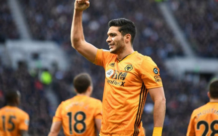 Raúl Jiménez podría jugar con los Wolves este fin de semana
