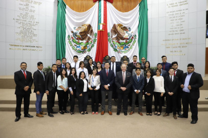 Promueve Diputada se otorguen becas educativas  y de capacitación a personas con discapacidad