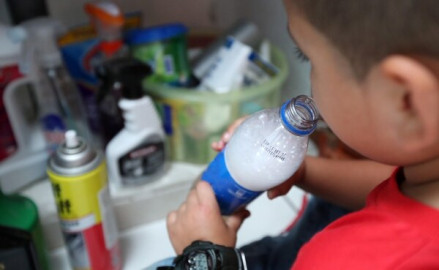 En Texas aumentan llamadas de envenenamientos por productos de limpieza del hogar 