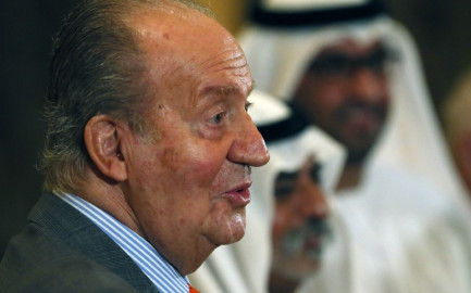 Rey emérito español Juan Carlos está en Emiratos Arabes Unidos