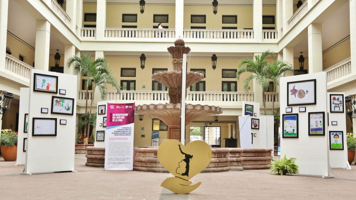 Presentan exposición “Introspección del Sentido de la Vida”