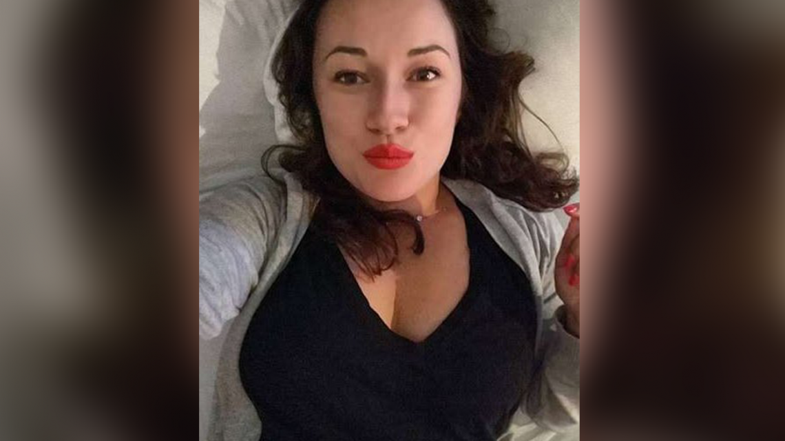 Mujer envía 159 mil mensajes a su “crush”, la acusan de acoso