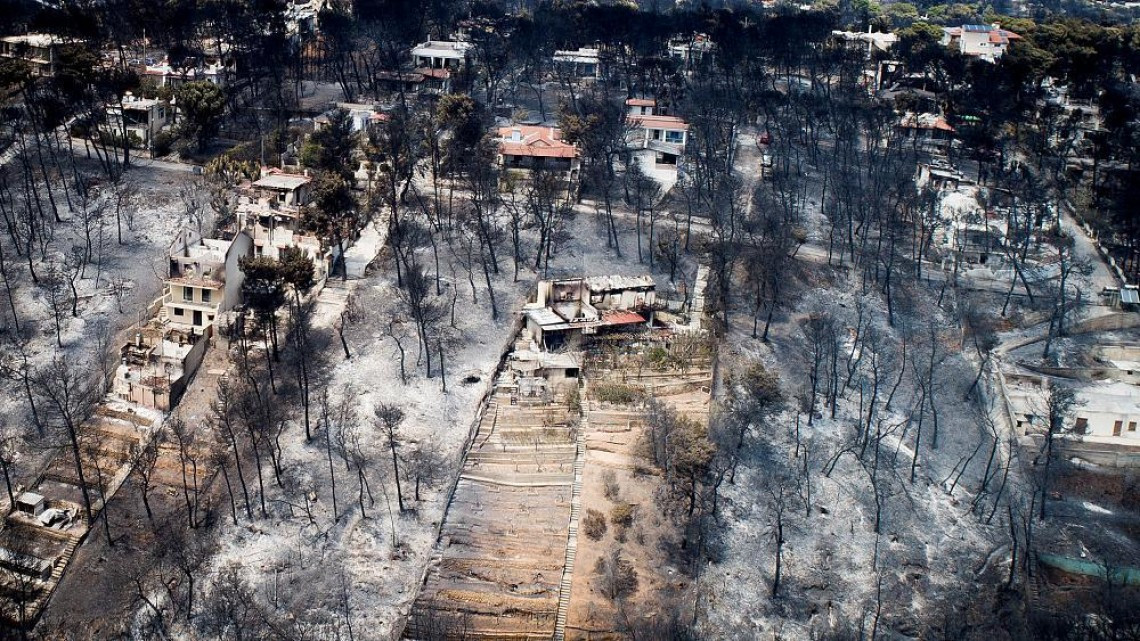 Ascienden a 86 las víctimas mortales por incendios en Grecia