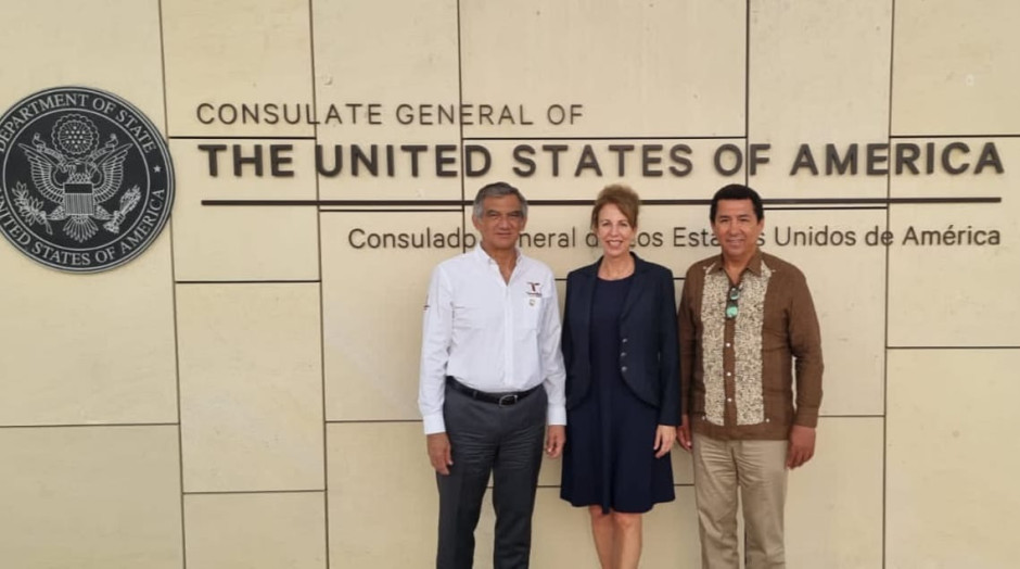 Acuerdan gobierno del estado y Consulado de EU en Matamoros estrategia en tema migratorio
