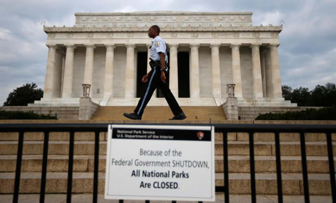 Trump culpa por cierre de gobierno a demócratas