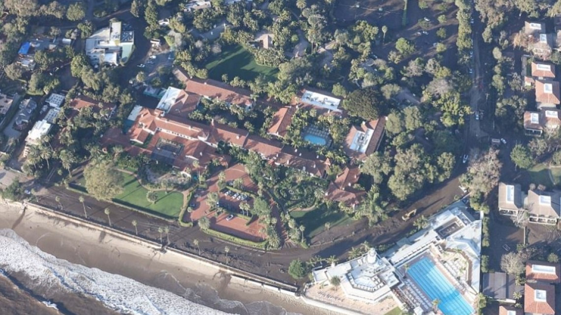 Fuertes deslaves se registran en California tras incendios