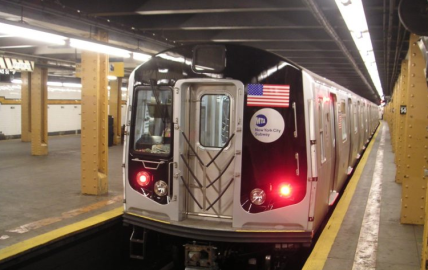 Tiroteo en metro de Nueva York deja un hombre muerto