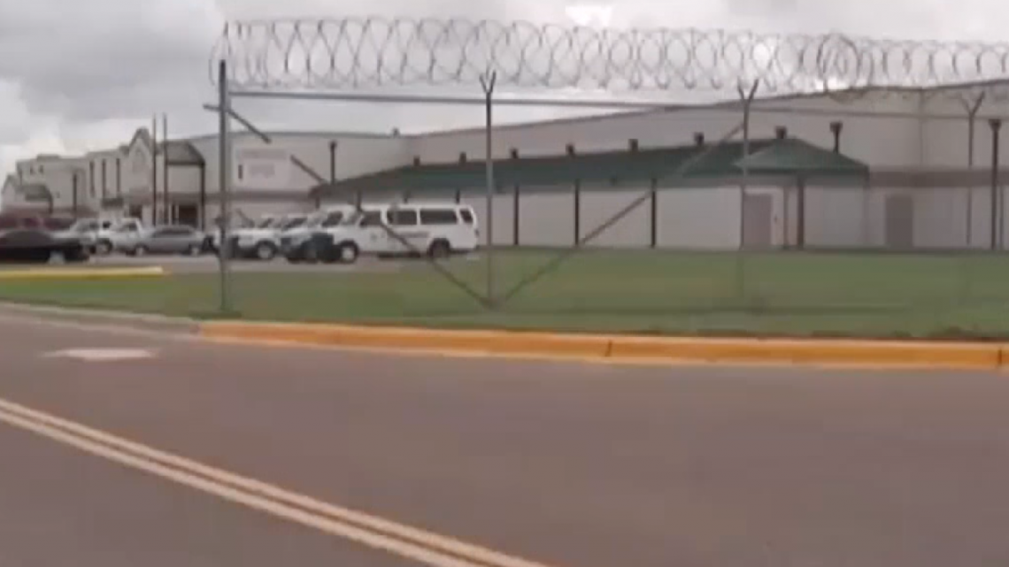 Detienen a policía de Hidalgo por conducir en estado de ebriedad 