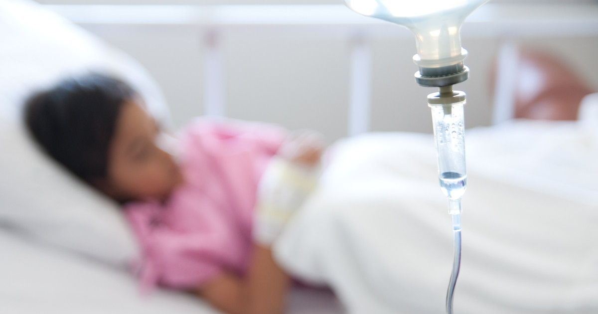 La OMS reporta 348 casos de misteriosa hepatitis en 20 países