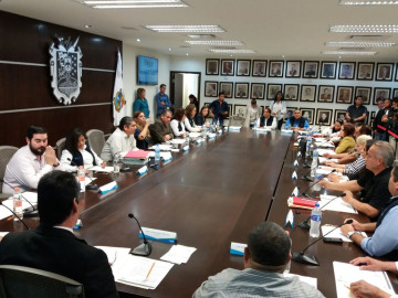 Aprueba Cabildo comparecencia y convocatoria para Medalla al Mérito
