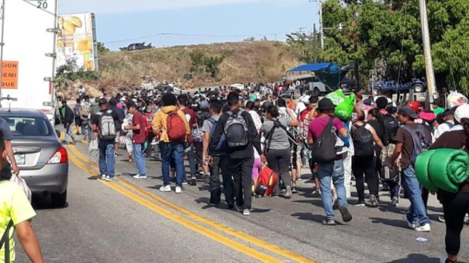 Cuarta caravana migrante inicia su viaje hacia EU