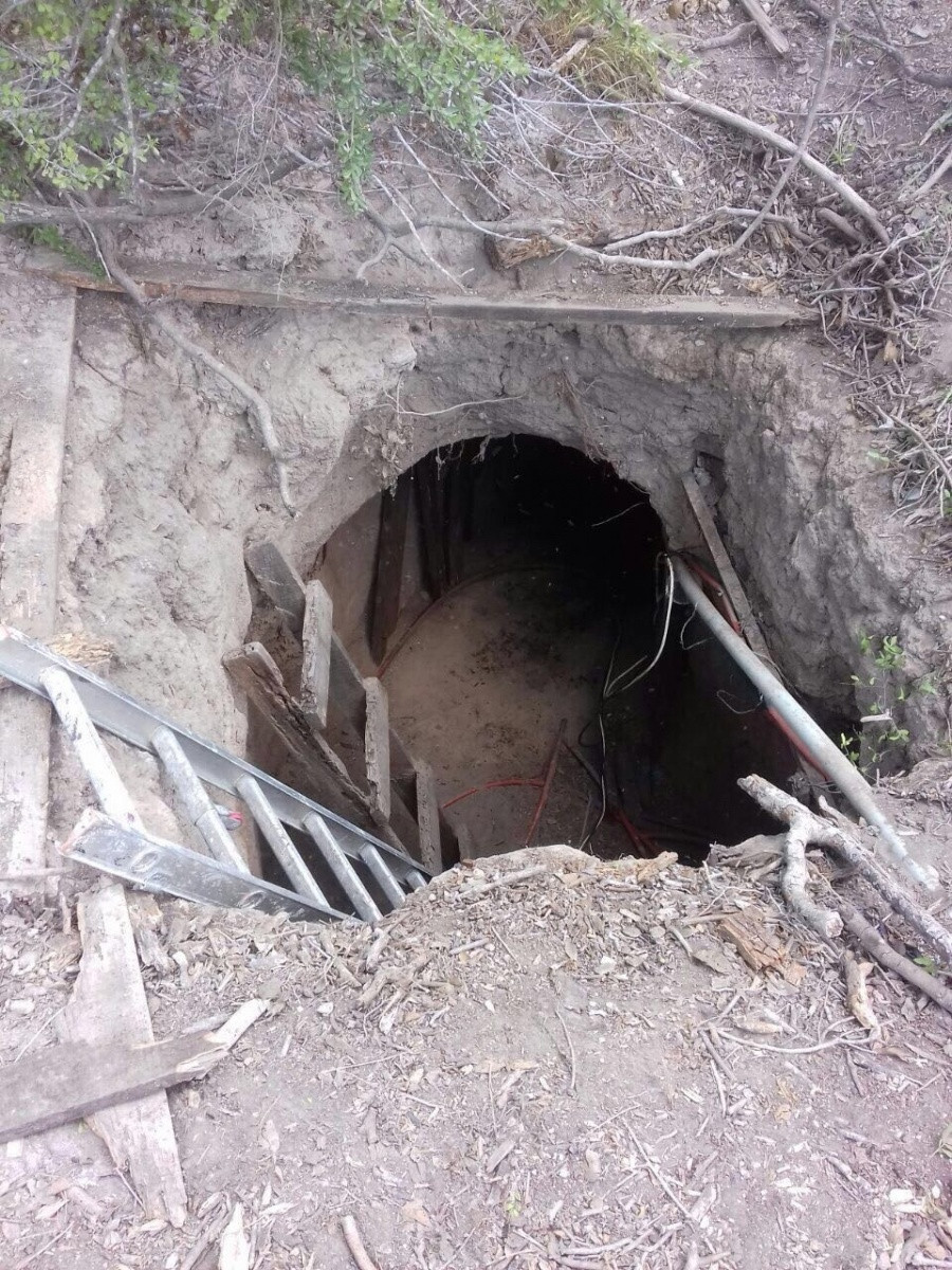 Inician autoridades peritajes en el lugar del túnel
